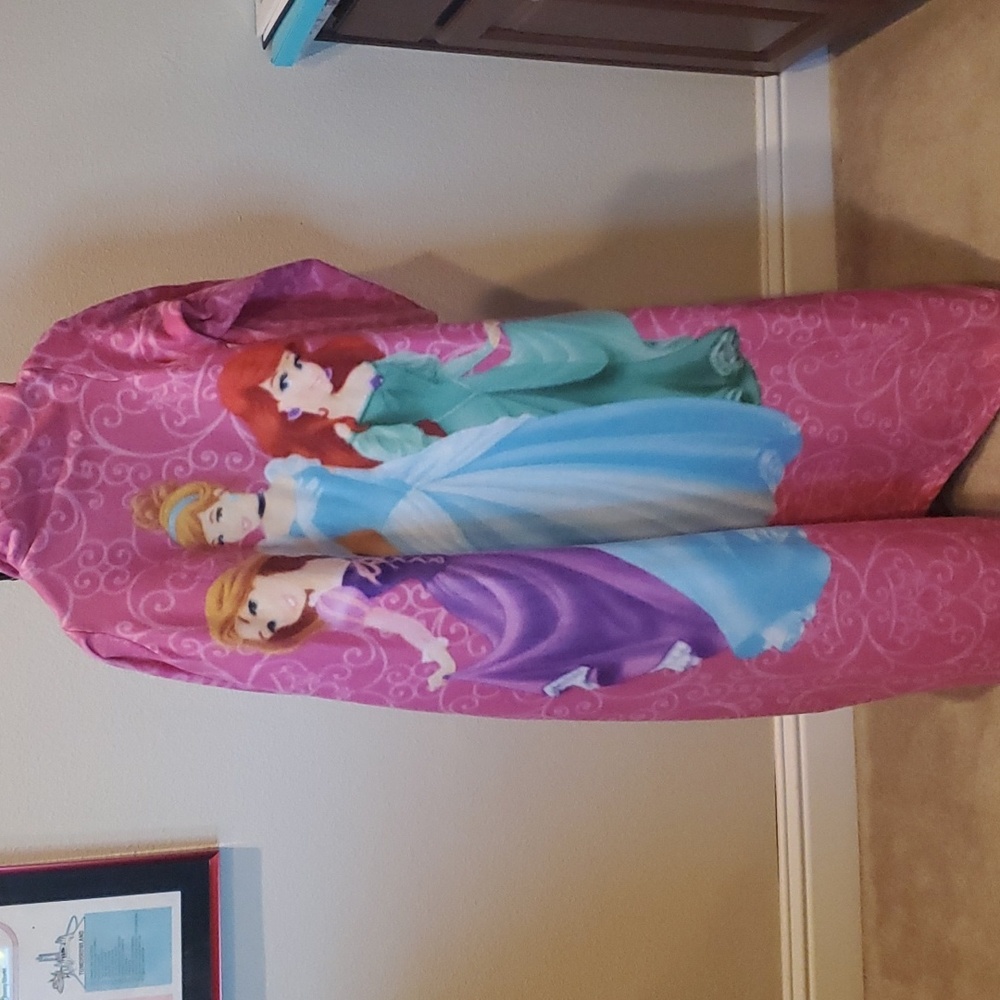 Disney Snuggie‎ Princess Blanket